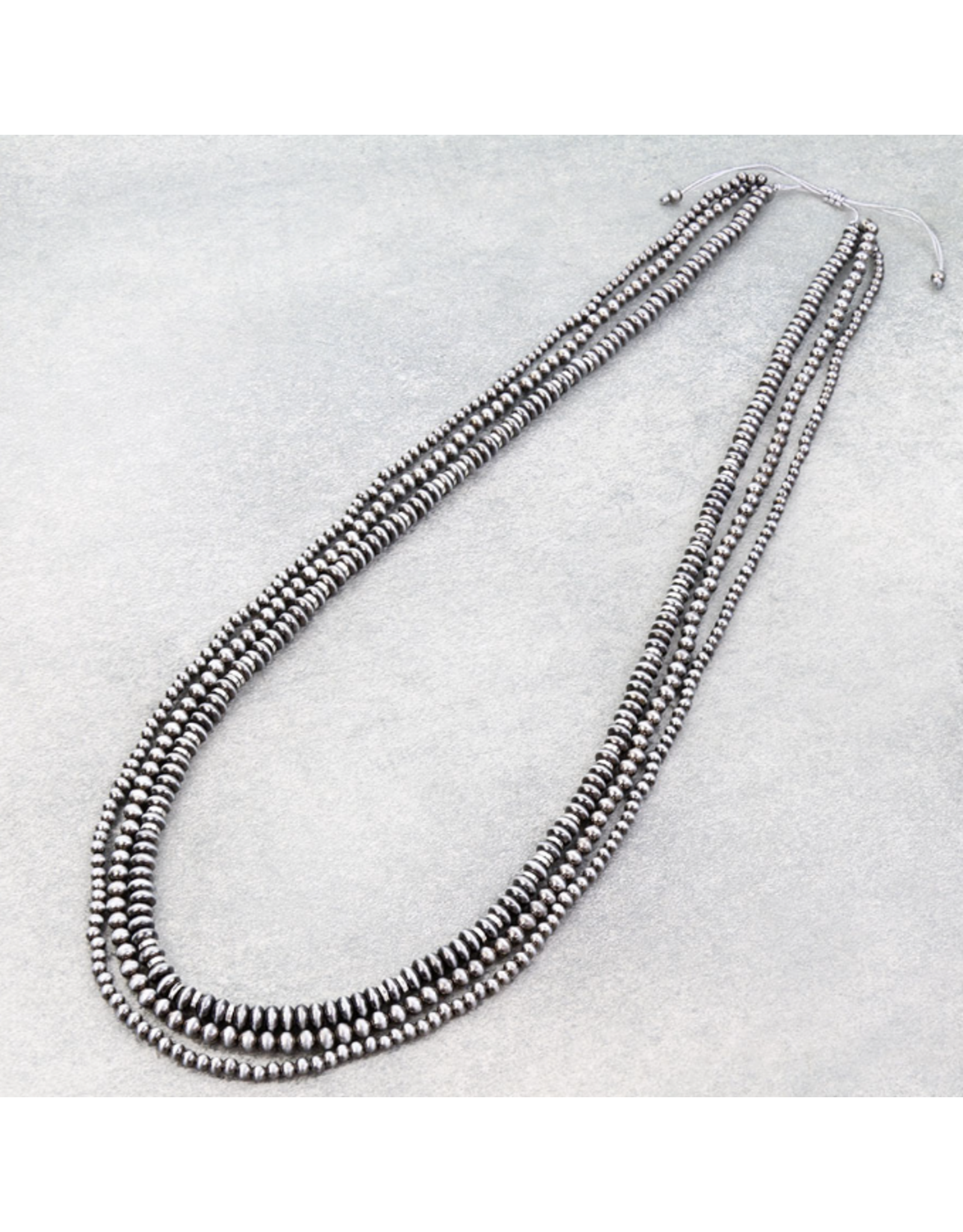 NECKLACE NAVAJO PEARL 3 STRANDS SLIDING KNOT