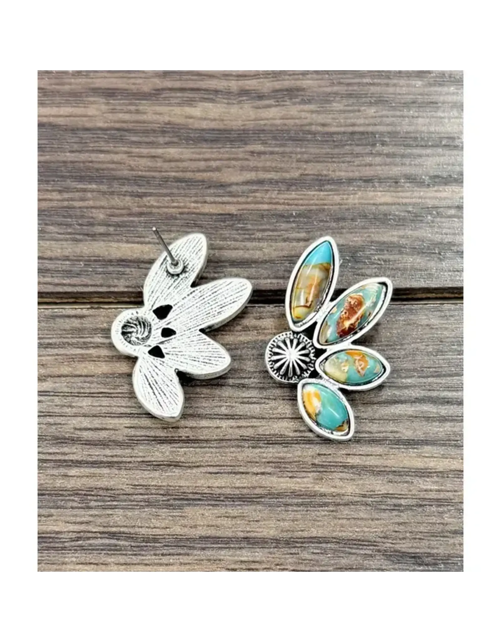 EARRING STUD 1.2" HALF FLOWER