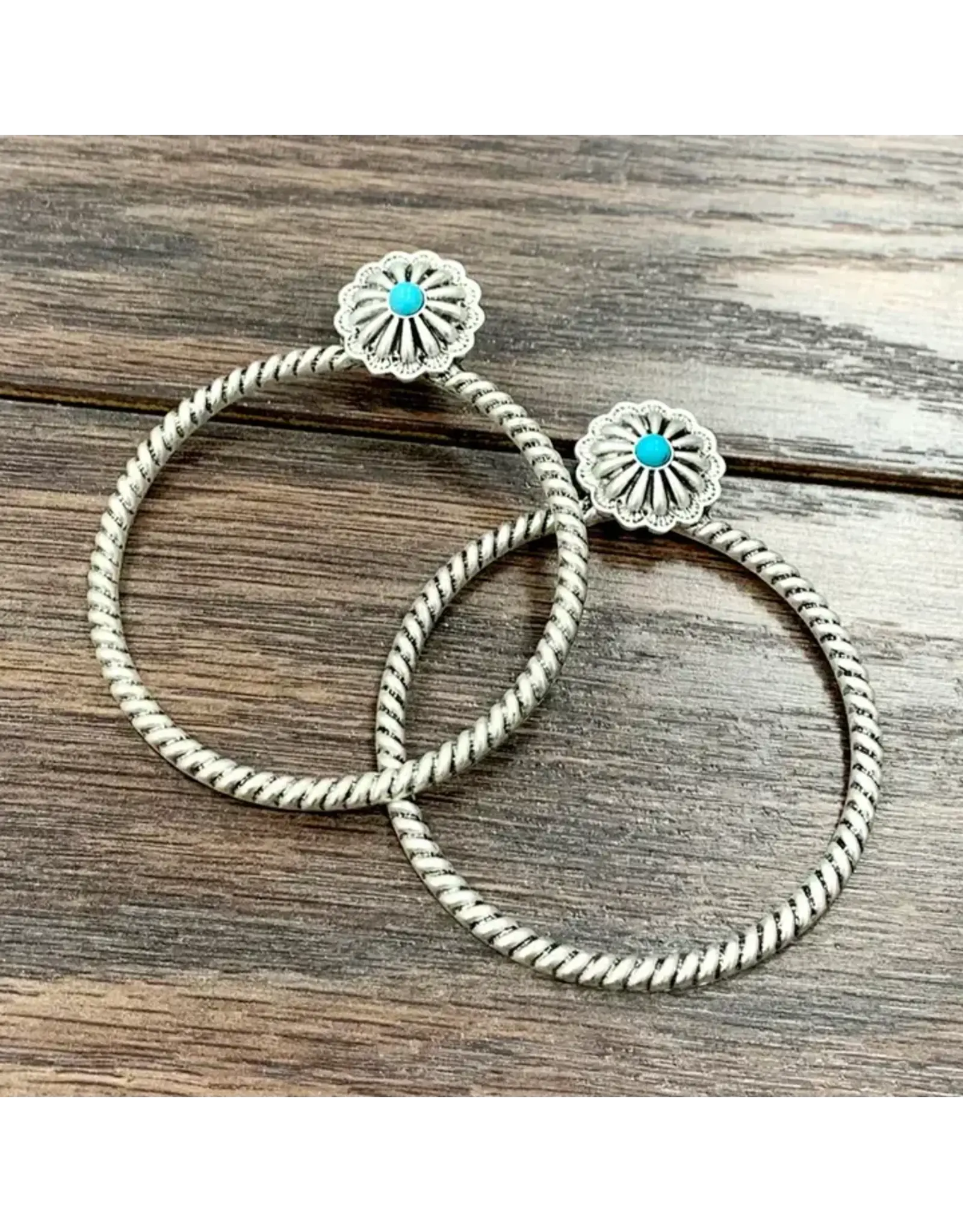 EARRING HOOP WESTERN CONCHO STUD