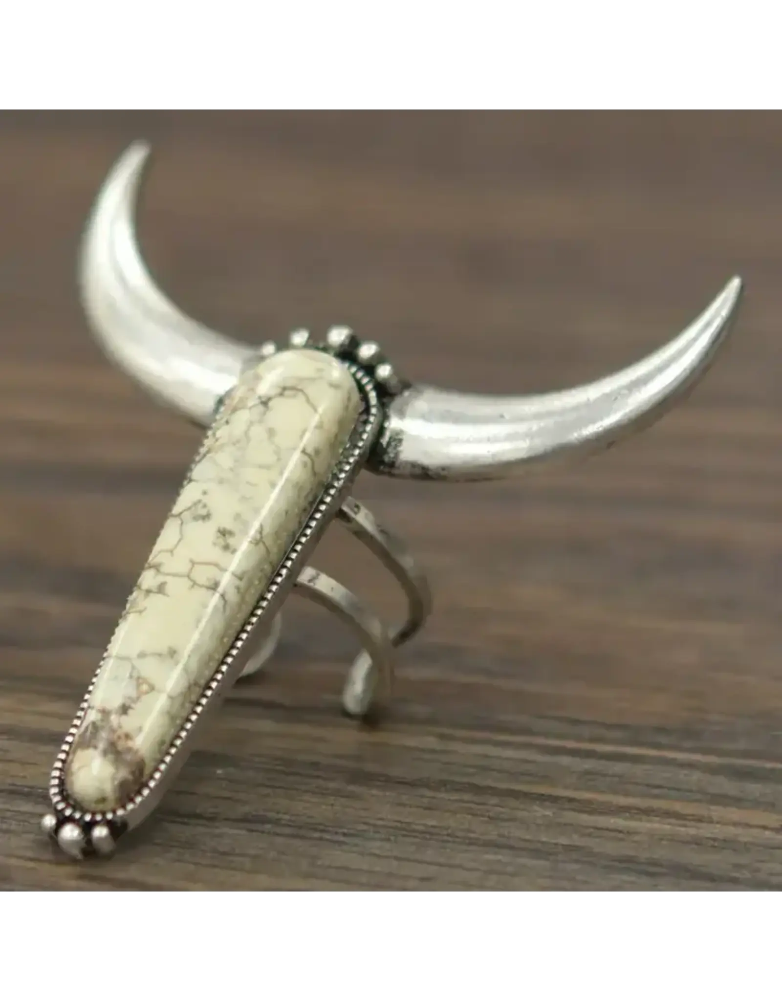 RING ADJUSTABLE WHITE LONG HORN