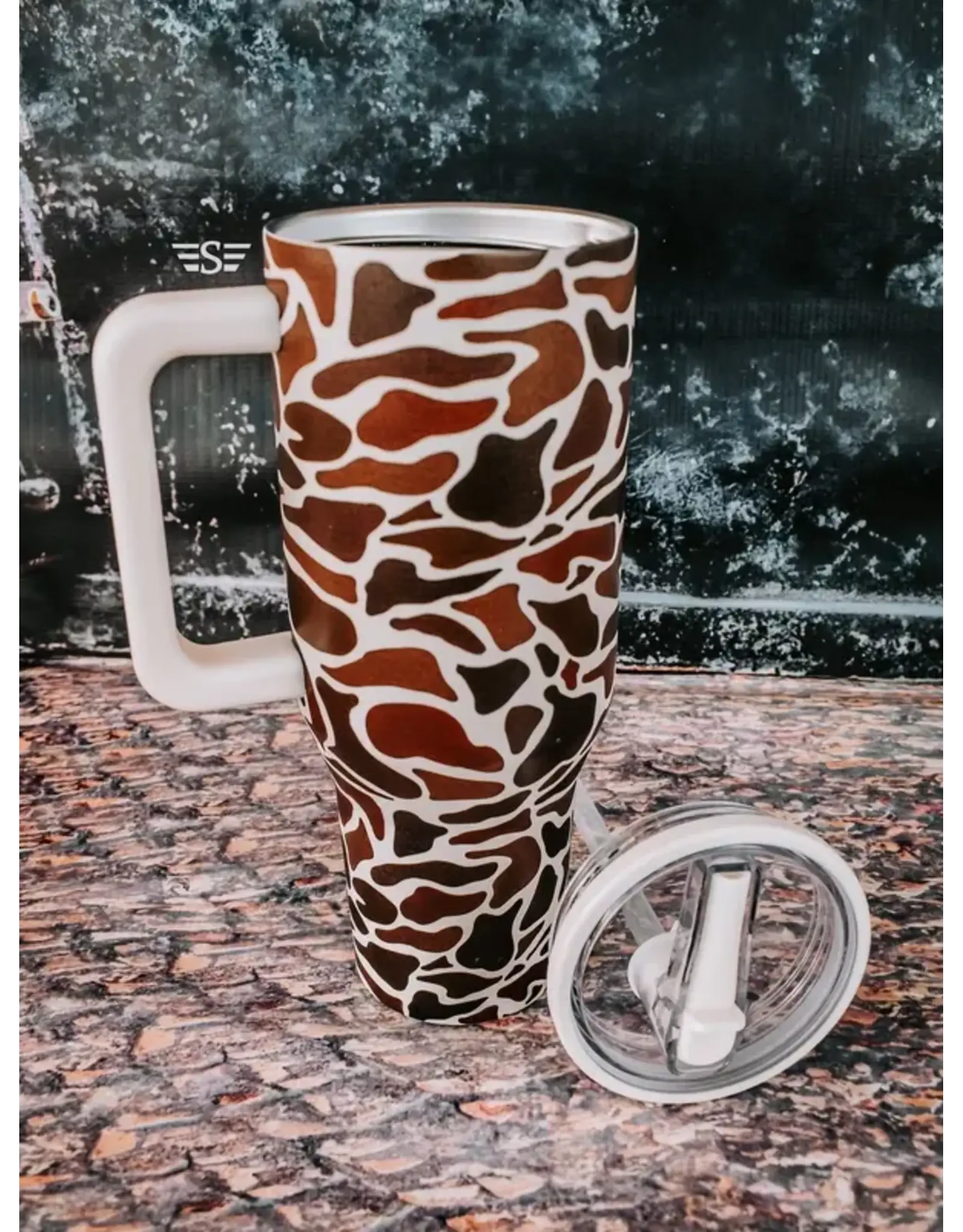 TUMBLER 32 OZ CREAM AND BROWN DUCK CAMO