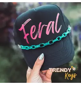 TRUCKER CAP WOMENS FERAL BLACK PINK WITH CHAIN