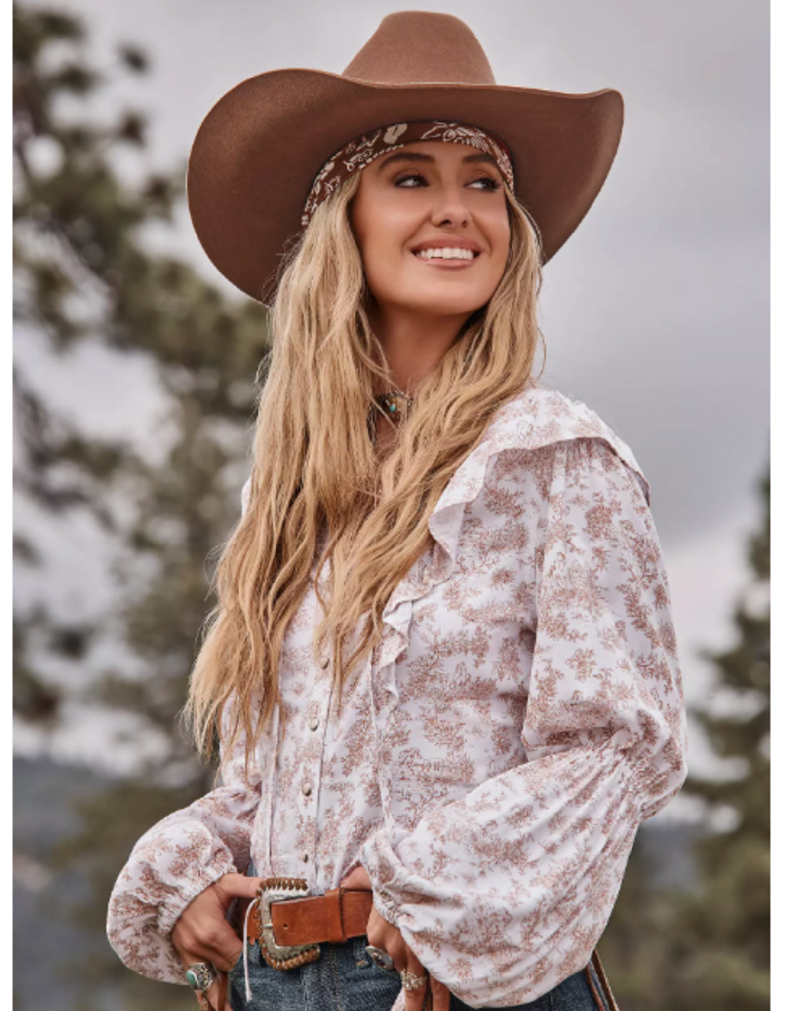 BLOUSE WMS WRANGLER LANIEY WHITE AND TAN FLOWER