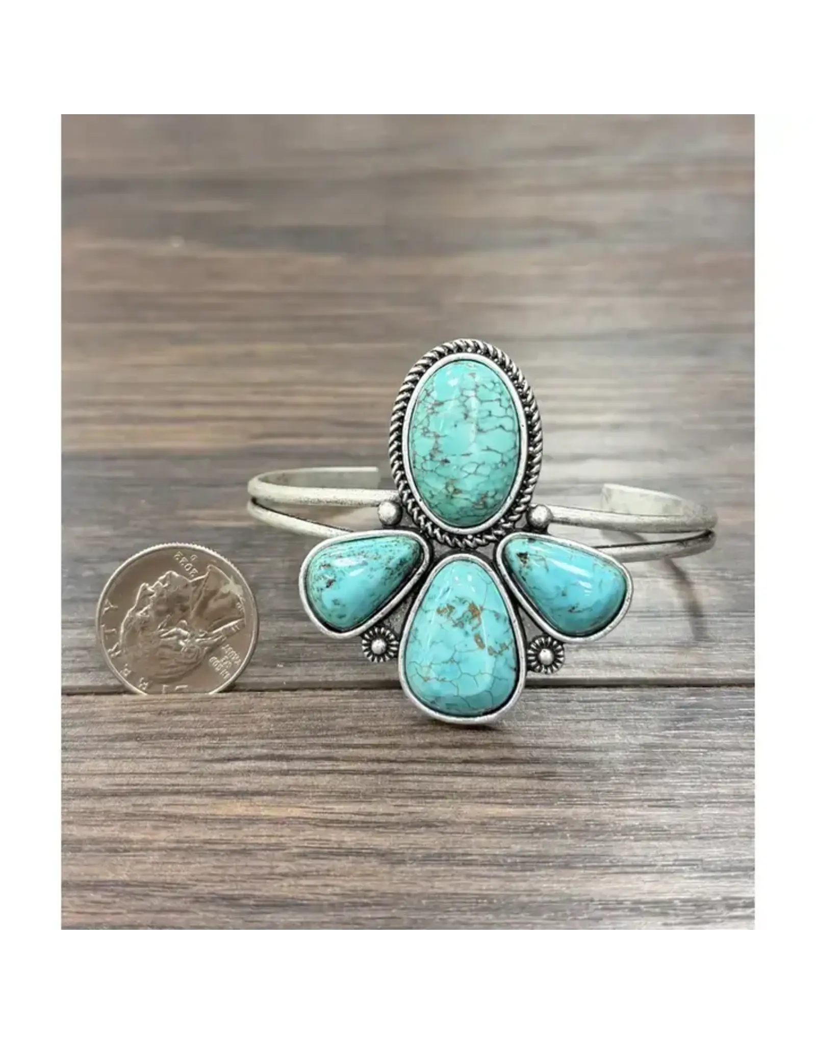BRACELET CUFF BIG 2.2" WESTERN  TURQUOISE 1/2 CONCHO