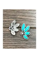 EARRING STUD 1/2 TURQUOISE FLOWER CONCHO CENTER