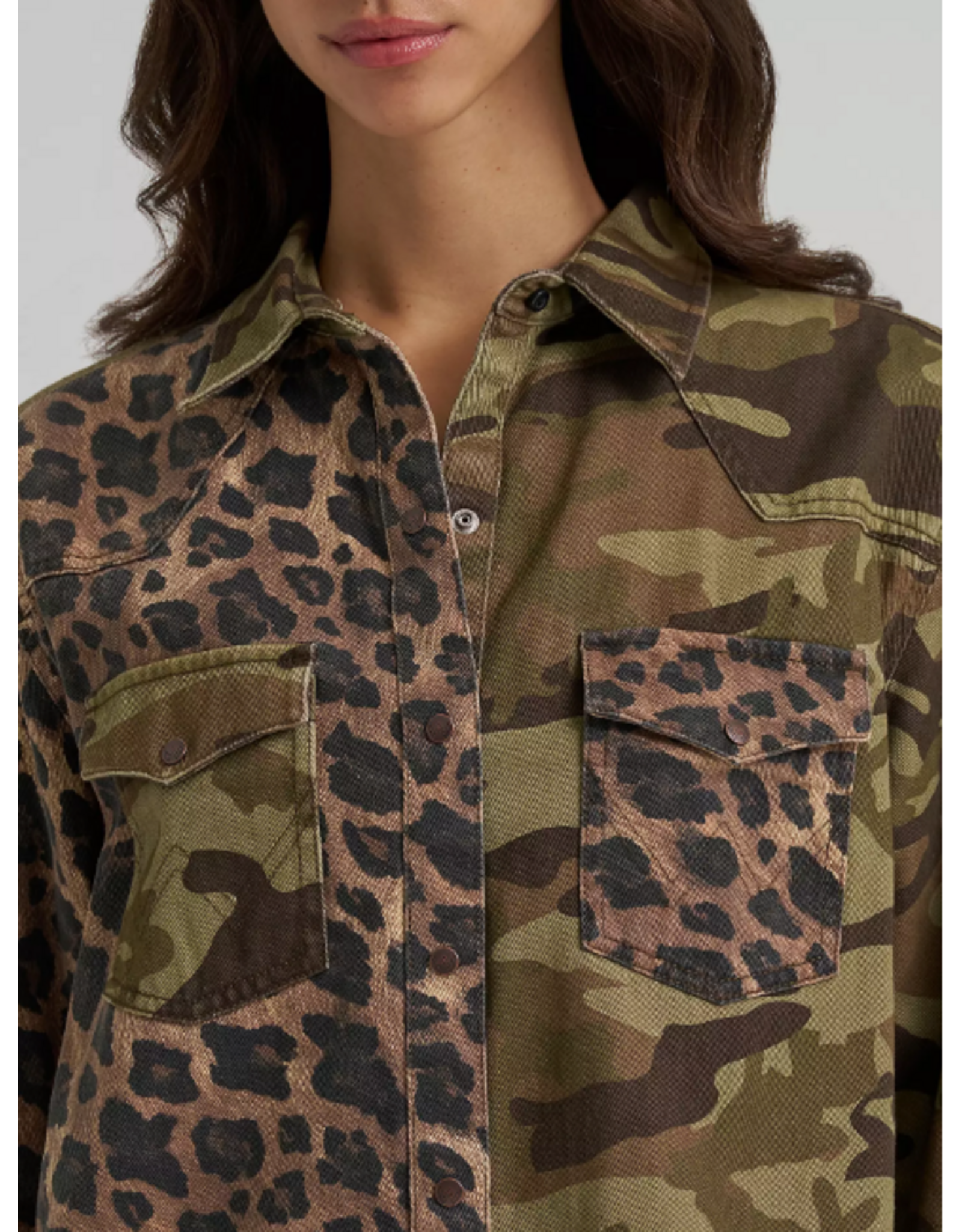 SHIRT WMS WRANGLER MIXED PATTERN CAMO & CHEETAH