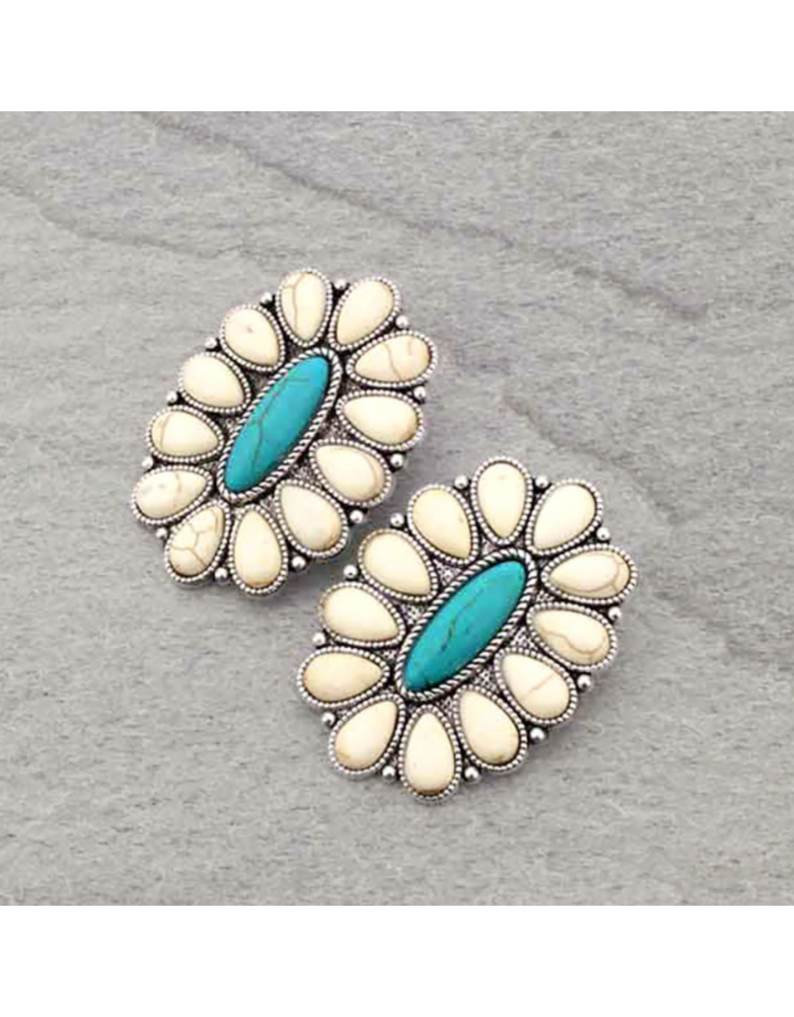EARRINGS STUD WESTERN CONCHO