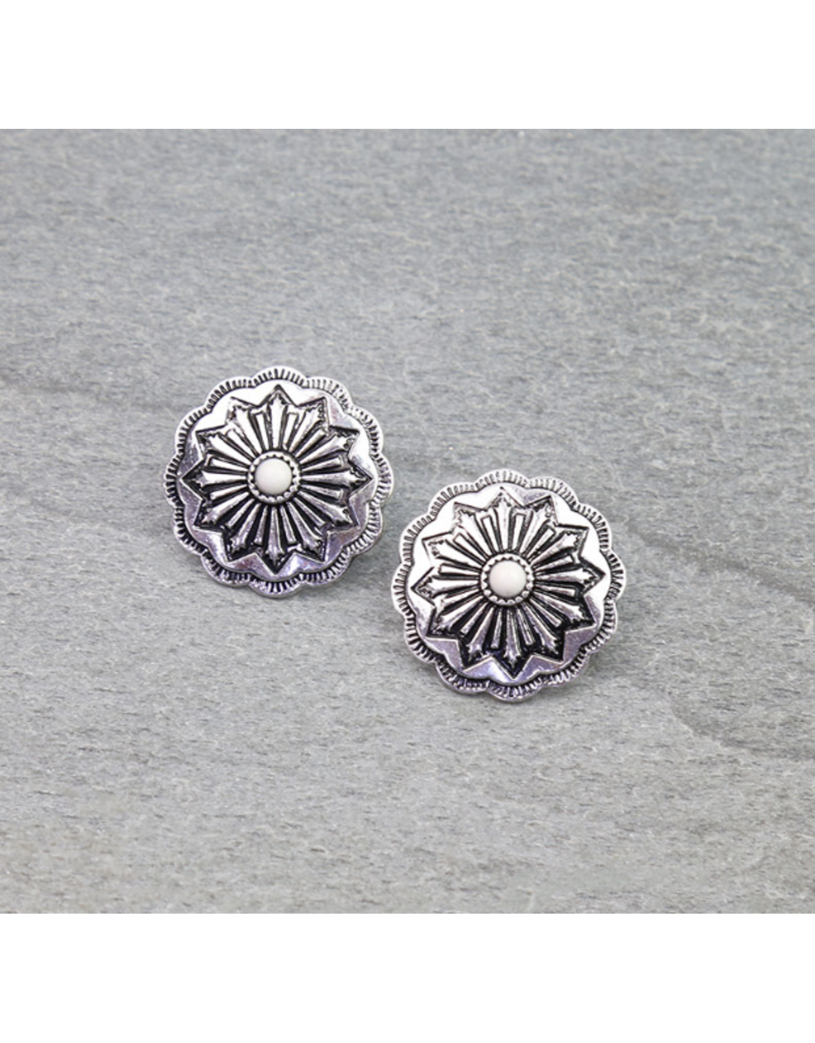 EARRING STUD WESTERN CONCHO MIDDLE STONE