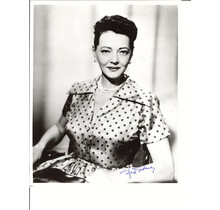 SYLVIA SIDNEY, ACTRESS BEETLEJUICE SIGNED PHOTO AUTOGRAPHED W/COA 8X10