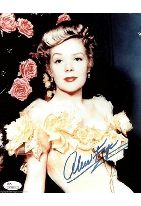 ALICE FAYE (DECEASED) OSCAR WINNER AUTOGRAPH SIGNED 8X10 JSA #N38893
