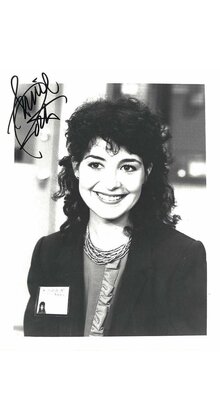 ANNIE POTTS AUTOGRAPHED SIGNED 8X10 PHOTO B & W