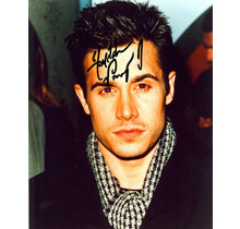 FREDDIE PRINZE JR. ACTOR AUTOGRAPHED SIGNED 8X10 HOUNDSTOOTH SCARF WITH COA
