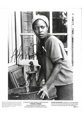ALFRE WOODWARD , ACTOR, PRODUCER, AUTOGRAPHED SIGNED 8X10