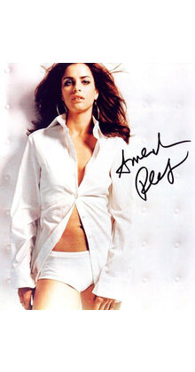 AMANDA PEET AUTOGRAPHED SIGNED 8X10 PHOTO WHITE SHIRT UNDERWEAR