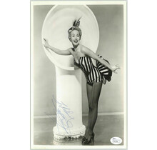 JANE POWELL ACTRESS, AUTOGRAPHED 8X10 JSA AUTHENTICATED COA #P41704