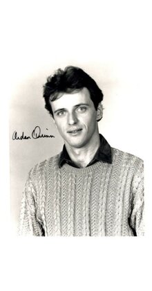 AIDAN QUINN AUTOGRAPHED SIGNED 8X10 WEARING SWEATER INCLUDES COA ID: 611