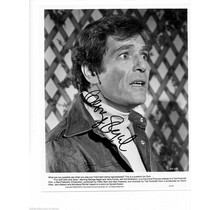 GEORGE SEGAL SIGNED 8X10 FROM THE FILM "FUN WITH DICK AND JANE" COA