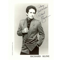 RICHARD KLINE ACTOR (LARRY ON THREE'S COMPANY) SIGNED 8X10 PHOTO WITH COA