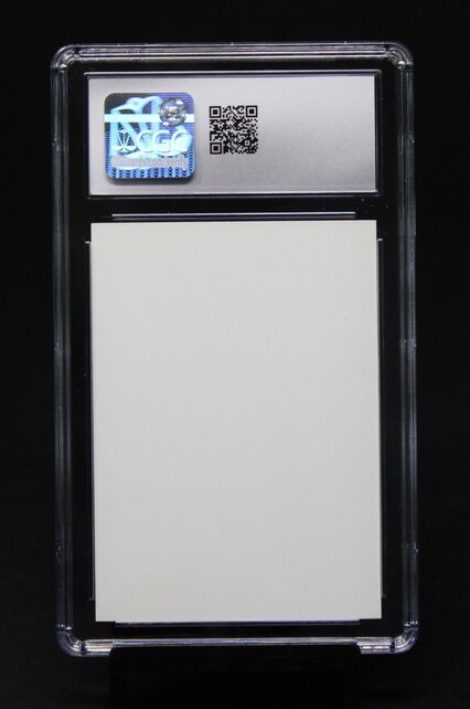 ARTIST PROOF GUANTLET OF MIGHT BETA CGC 9.0