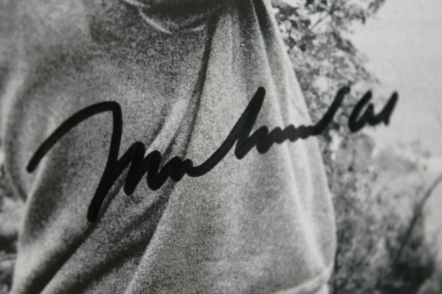 MUHAMMAD ALI IN TRAINING SWINGING A BIG AXE. SIGNED ! FRAMED