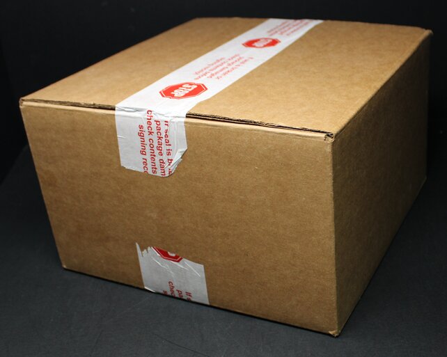 TEAM UP SLEEVED POKEMON  BOOSTER CASE