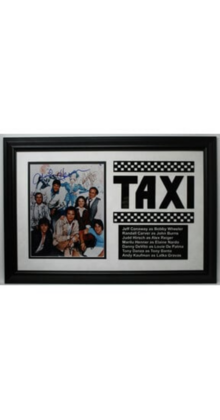 TAXI TV SHOW CAST  ANDY KAUFMAN, DANNY DeVITO SIGNED  RARE 1ST SEASON  PHOTO