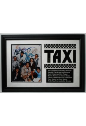 TAXI TV SHOW CAST  ANDY KAUFMAN, DANNY DeVITO SIGNED  RARE 1ST SEASON  PHOTO