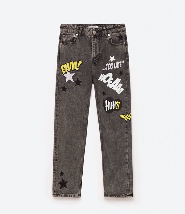 Zara Jeans with Text