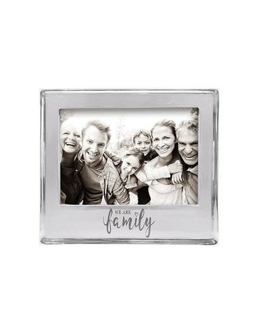 4400WF We Are Family Signature Statement 5x7 Frame