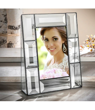PIC112-57V 5x7 Vertical Beveled Frame
