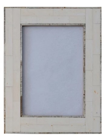 https://cdn.shoplightspeed.com/shops/619482/files/54144031/resin-photo-frame-w-horn-inlay-ivory-color.jpg