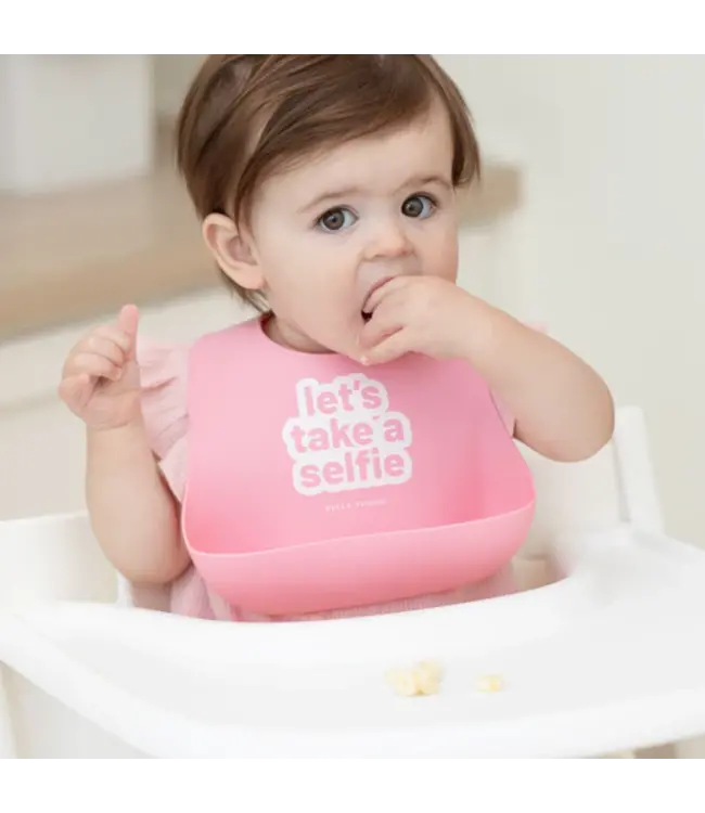 Lets Take a Selfie Wonder Bib