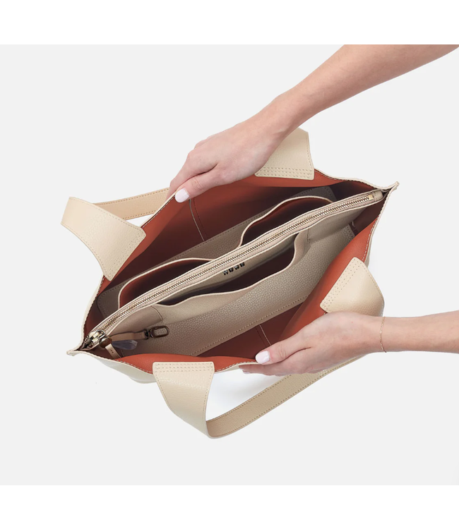 Hobo Vida Tote (Almond)