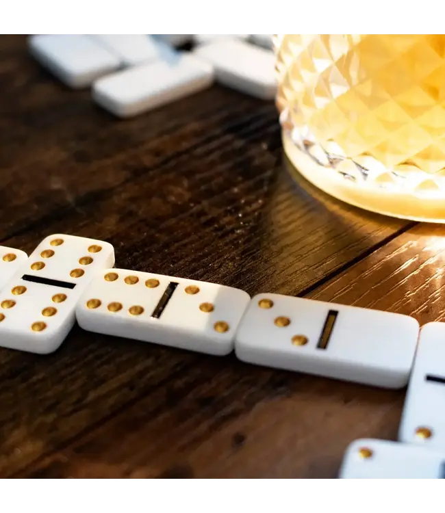 Dominos Play On - Aluminum Travel!
