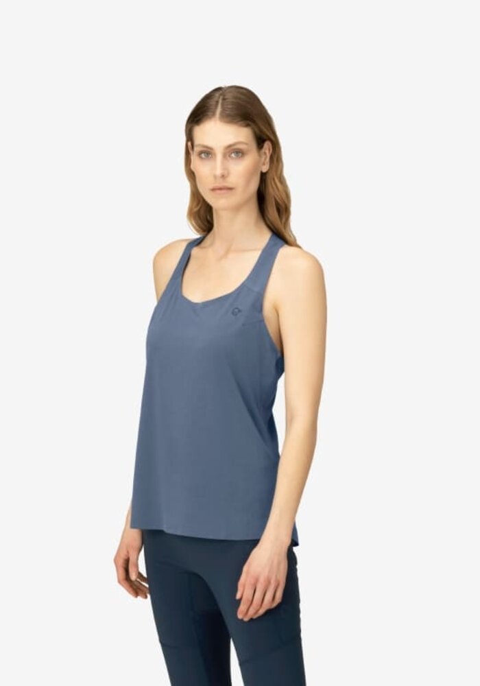 W's femund tech Singlet