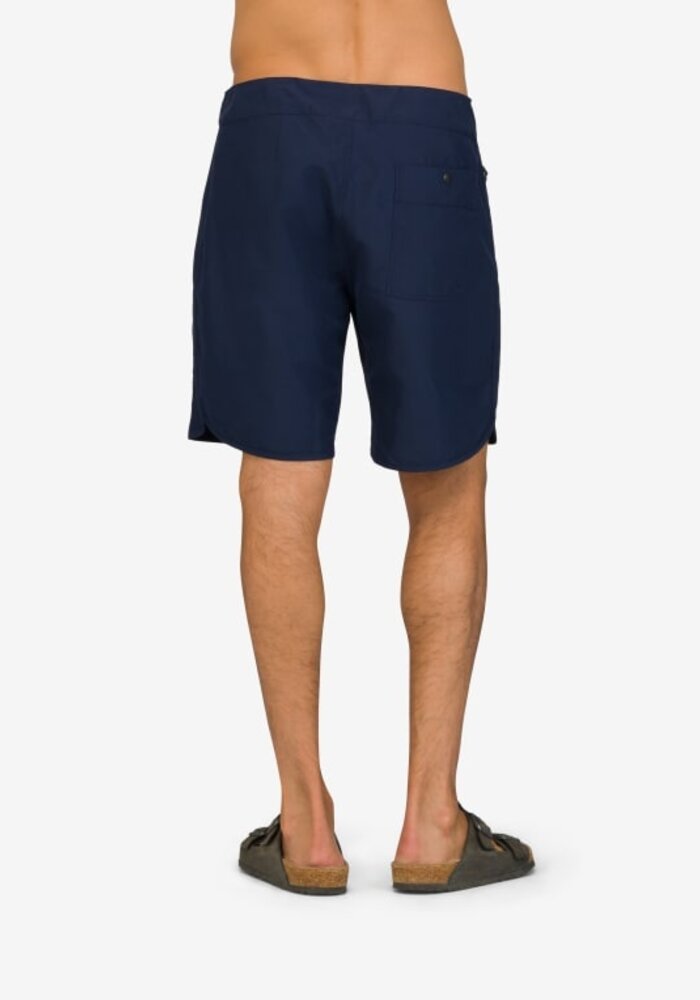 M's femund silent grid Shorts