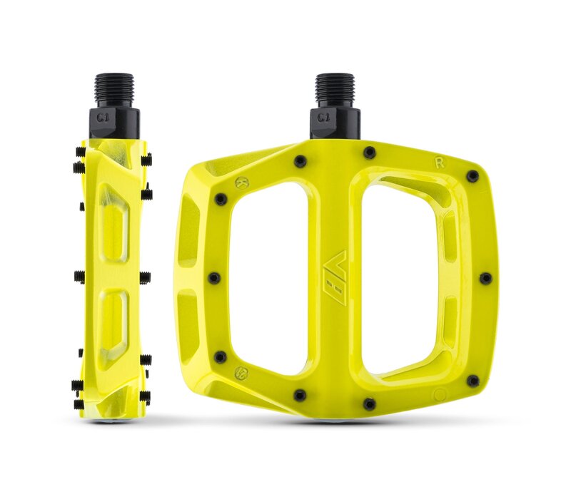 V8 Flat Pedal