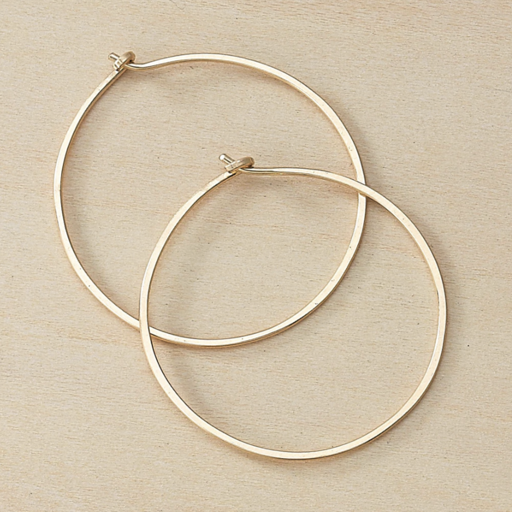 Freshie & Zero Minimal Hoops Medium Circles GF