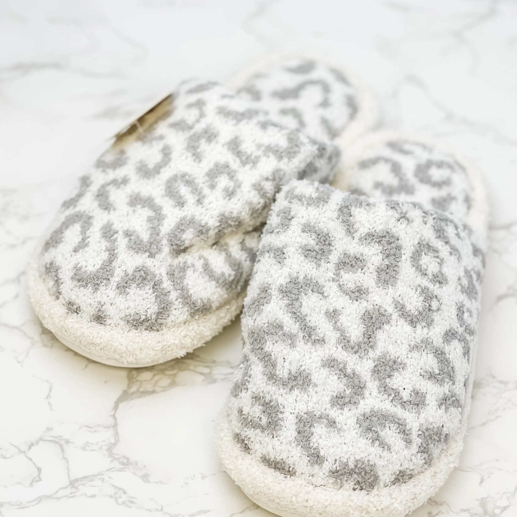 Prep Obsessed Leopard Fuzzy Slippers Gray - MED/LG