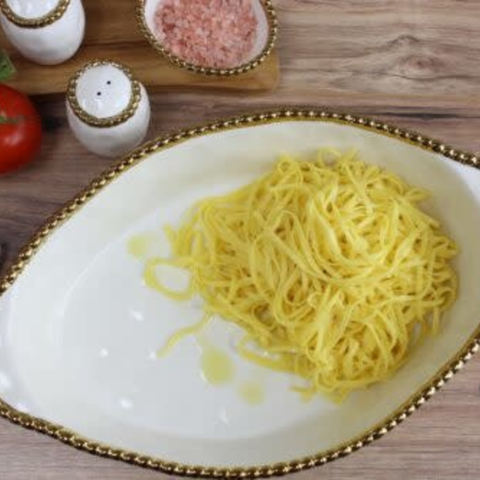 Pampa Bay Golden Salerno - Oval Baking Dish White with Gold Edge