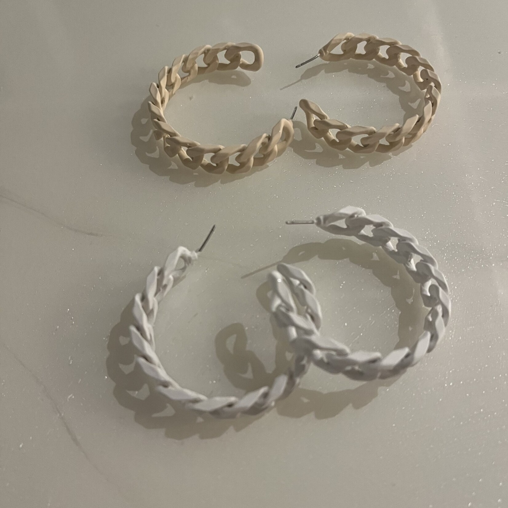 Golden Stella White or Beige Metal Chain Earrings