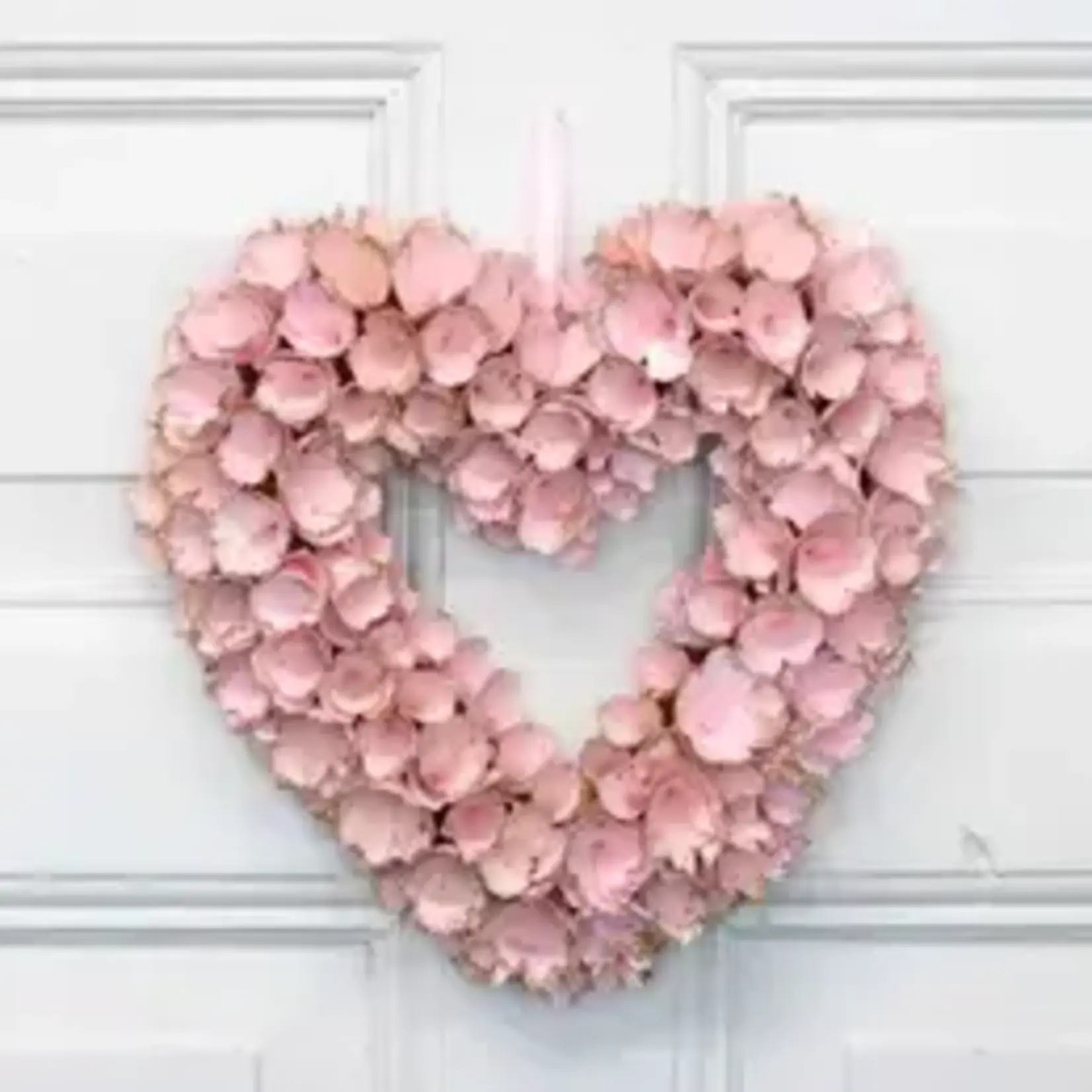 The Royal Standard Heart Door Decor Pink 13.8 x 13.4 x 3.1