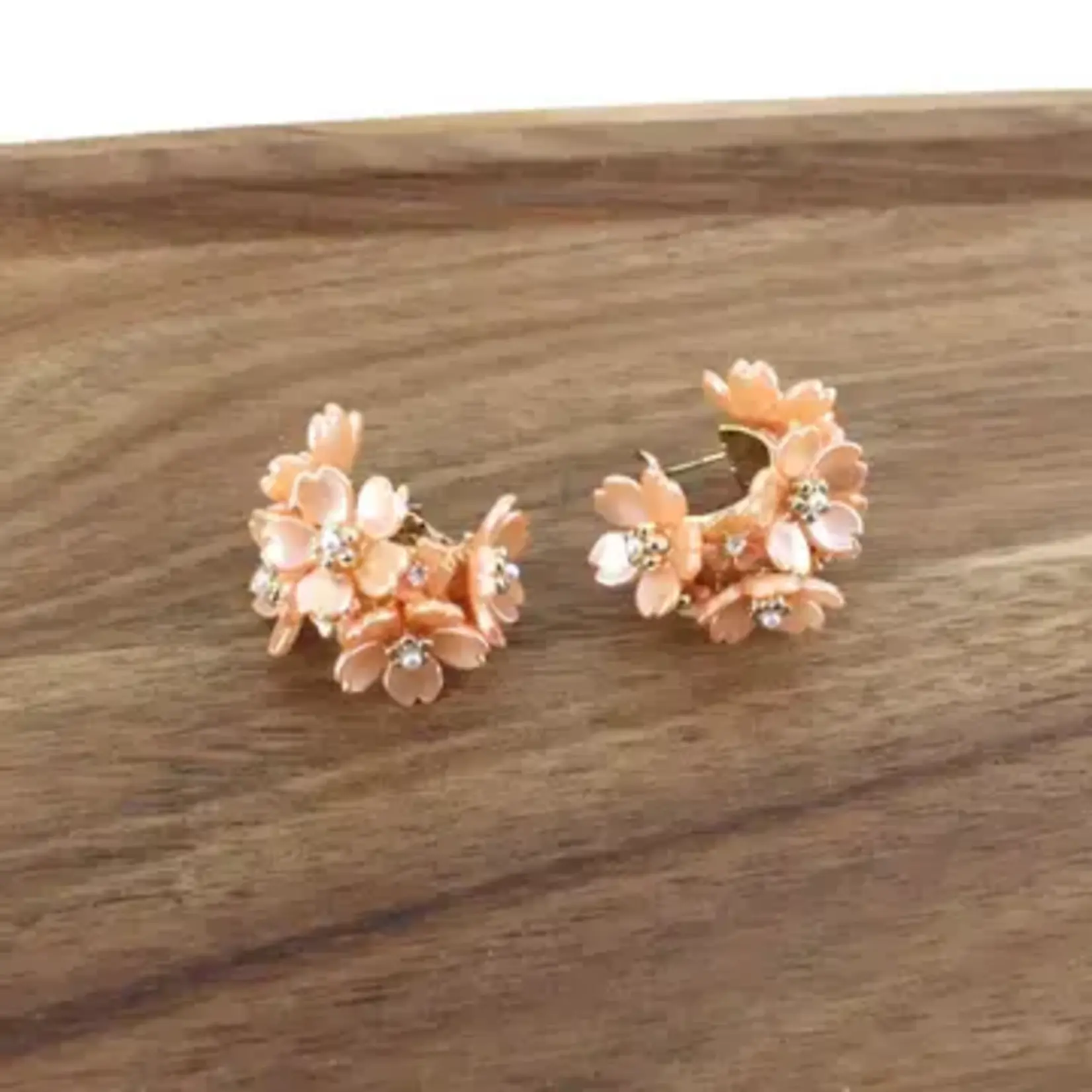 Resin Flower Hoop Earrings w Faux Pearls