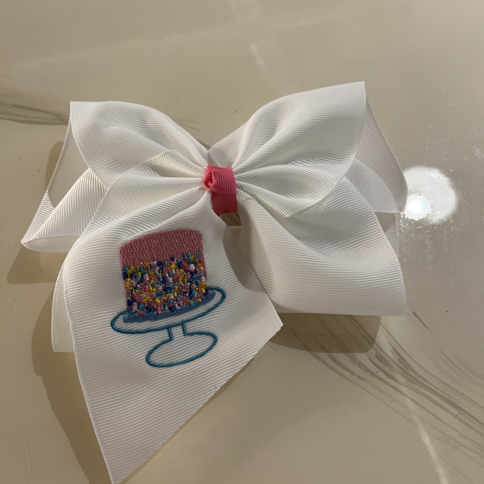 The Solid Bow 6  Inch Embroidered Hairbow Alligator Clip Confetti Cake 6 Inch