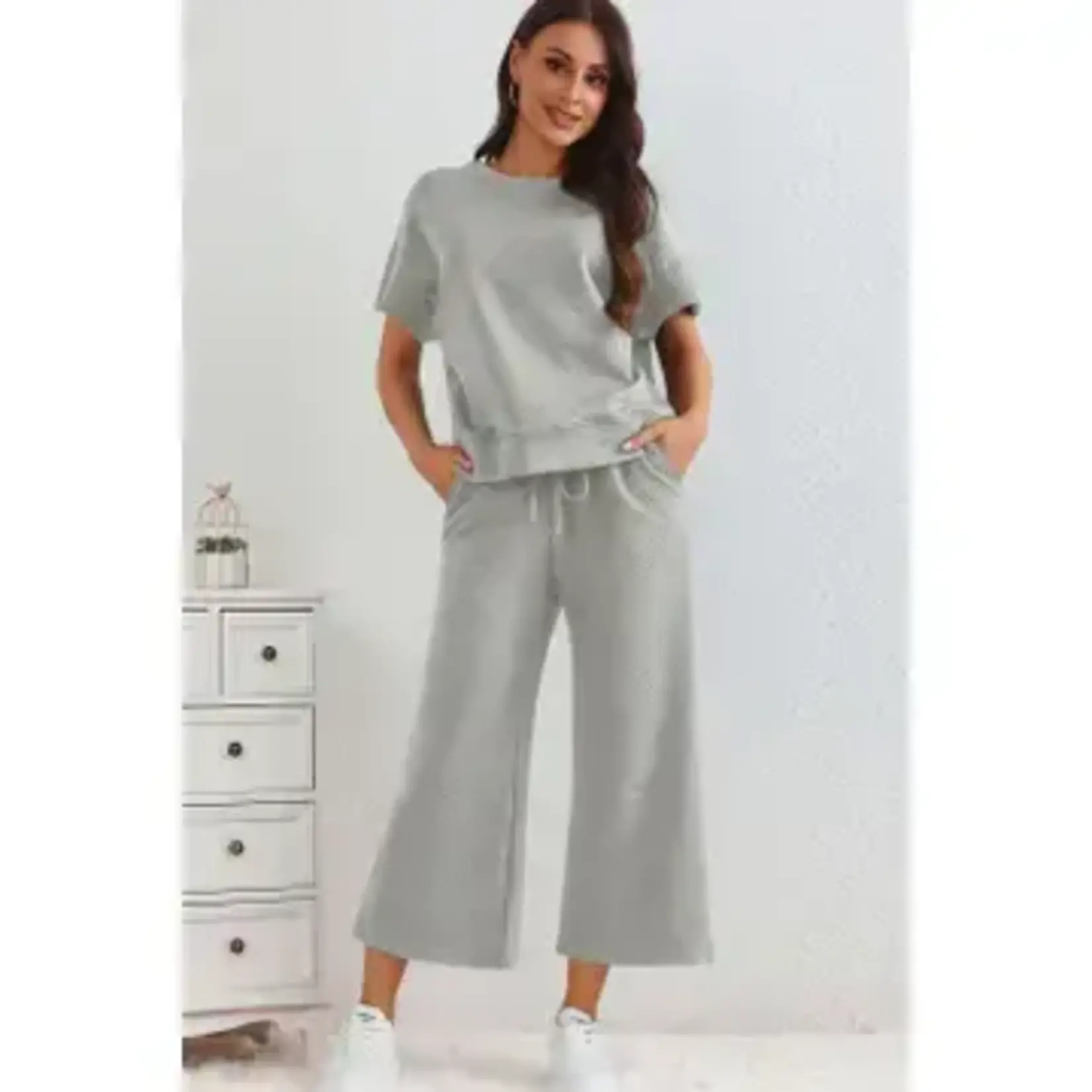 Textured Loose Fit T Shirt and Drawstring Pants Set- Gray