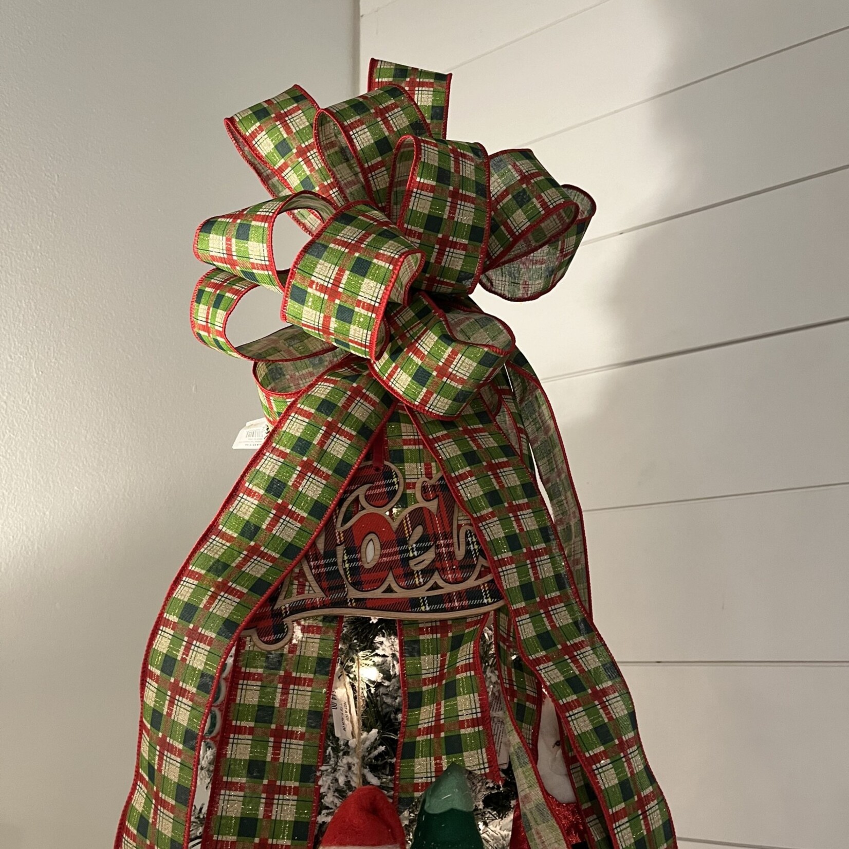 Regency Plaid Bow