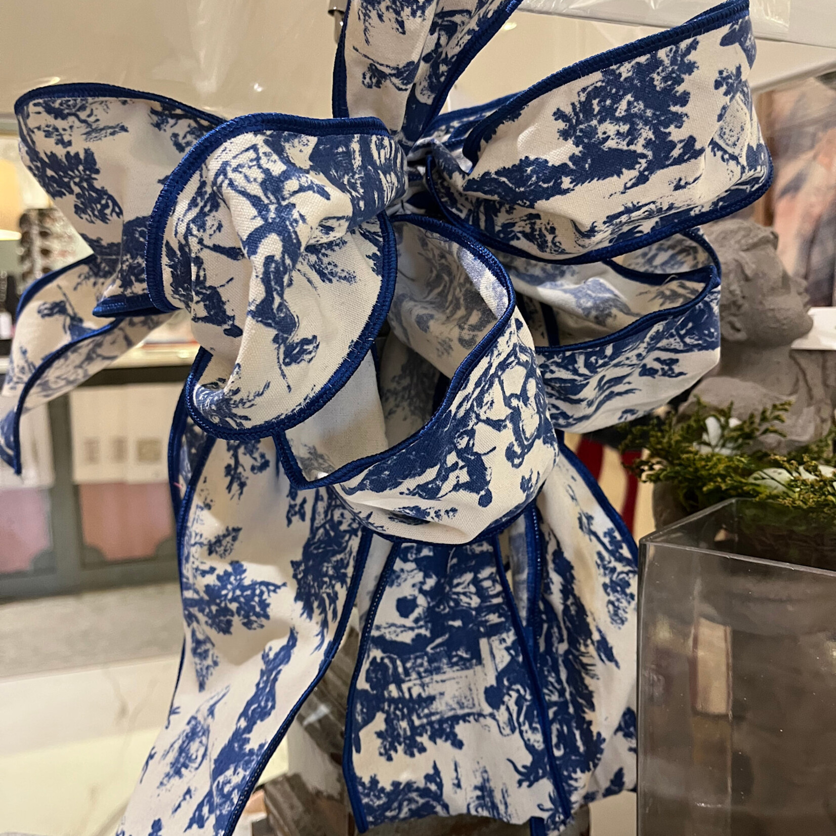 Blue and White Toile Bos