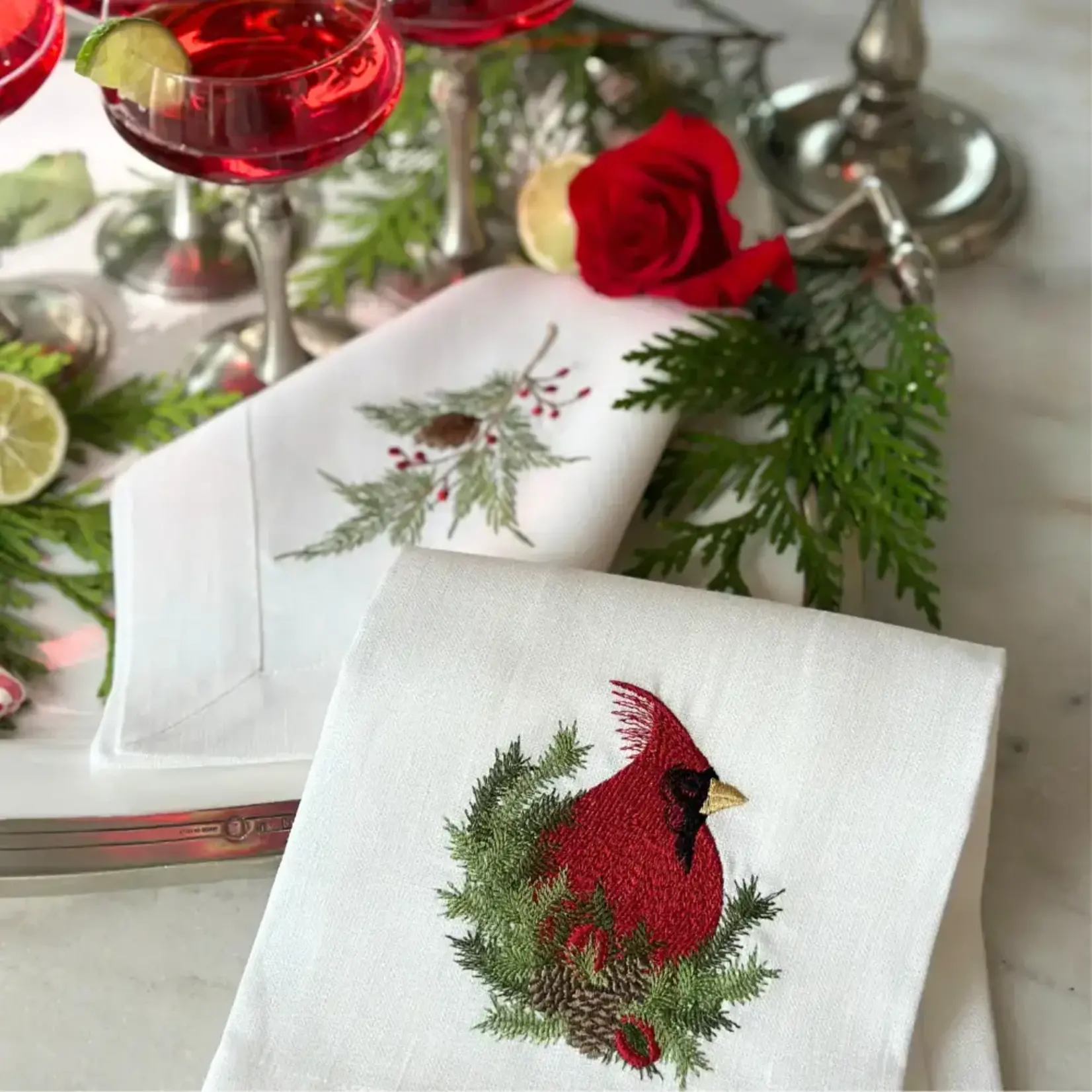 Arte Italica Christmas Cardinal Towel