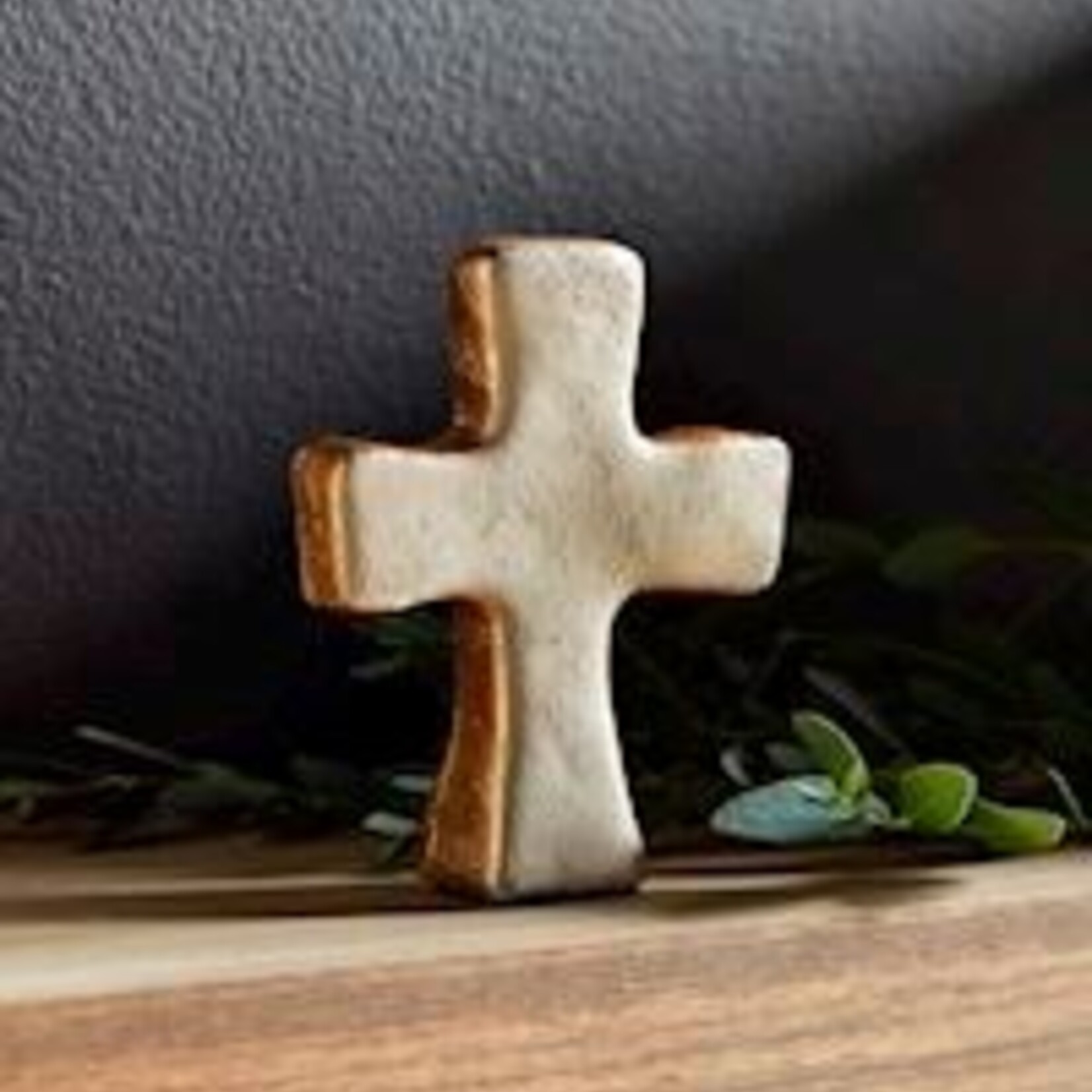Mud Pie Gold Concrete Cross w Gold Edge 5'