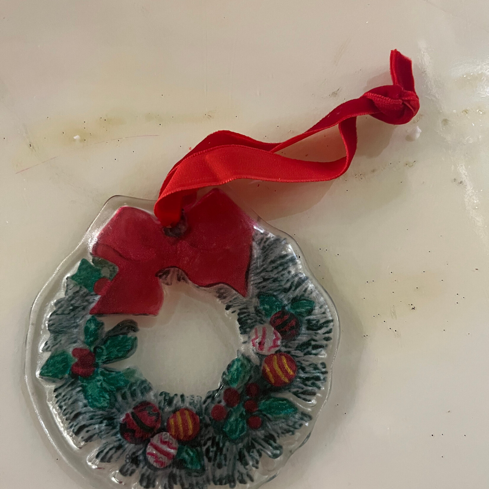 Mud Pie Glass Wreath Ornament